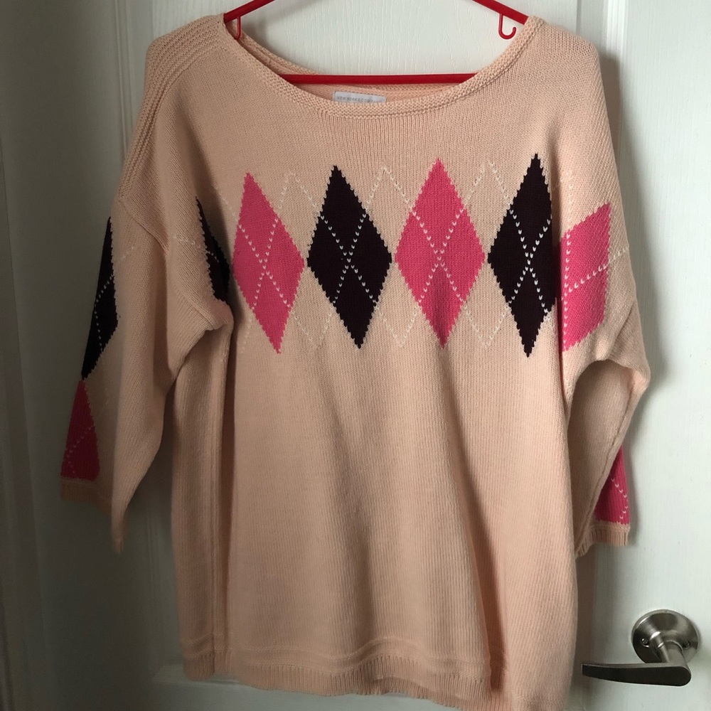 Sweater 3/4 length sleeves